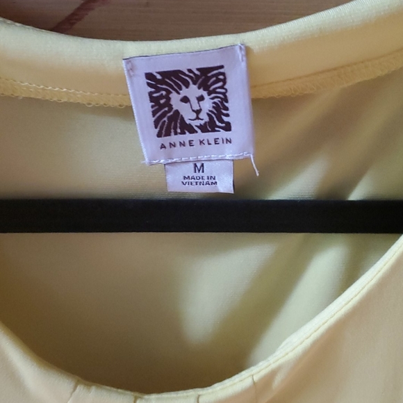 Anne Klein yellow blouse - Picture 2 of 3
